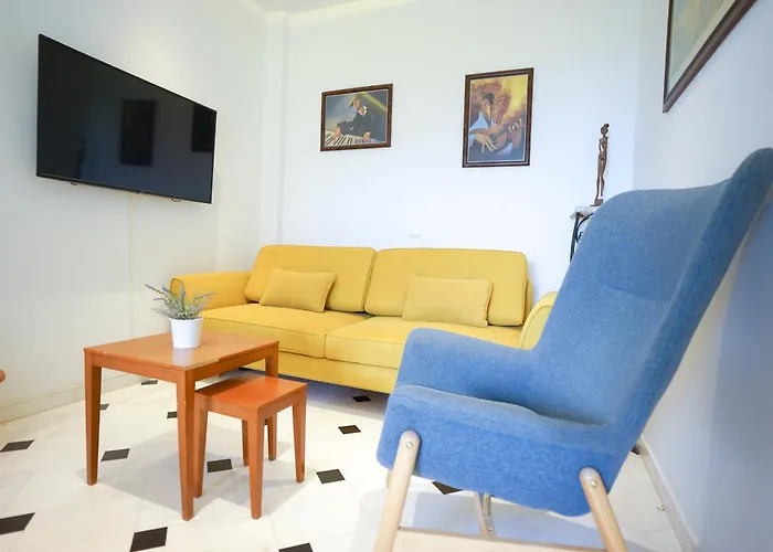 Fira Central Apartments With Veranda